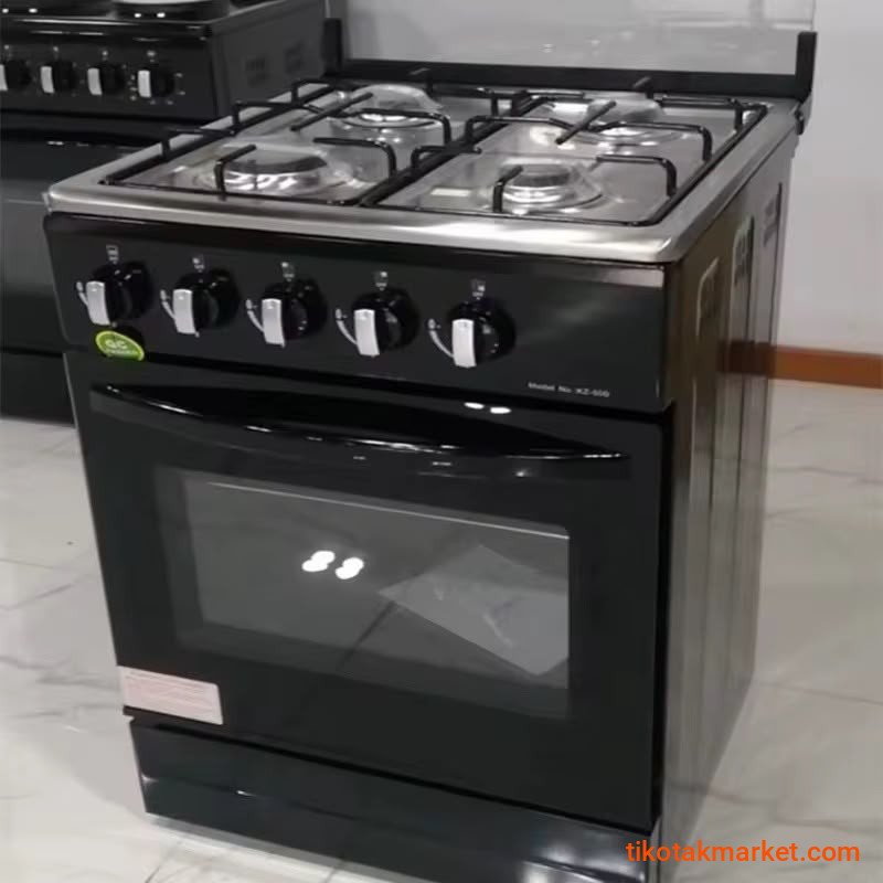 Cuisinière à gaz autonome (Free Standing Gas Cooking Range with Oven) équipée d’un four intégré.